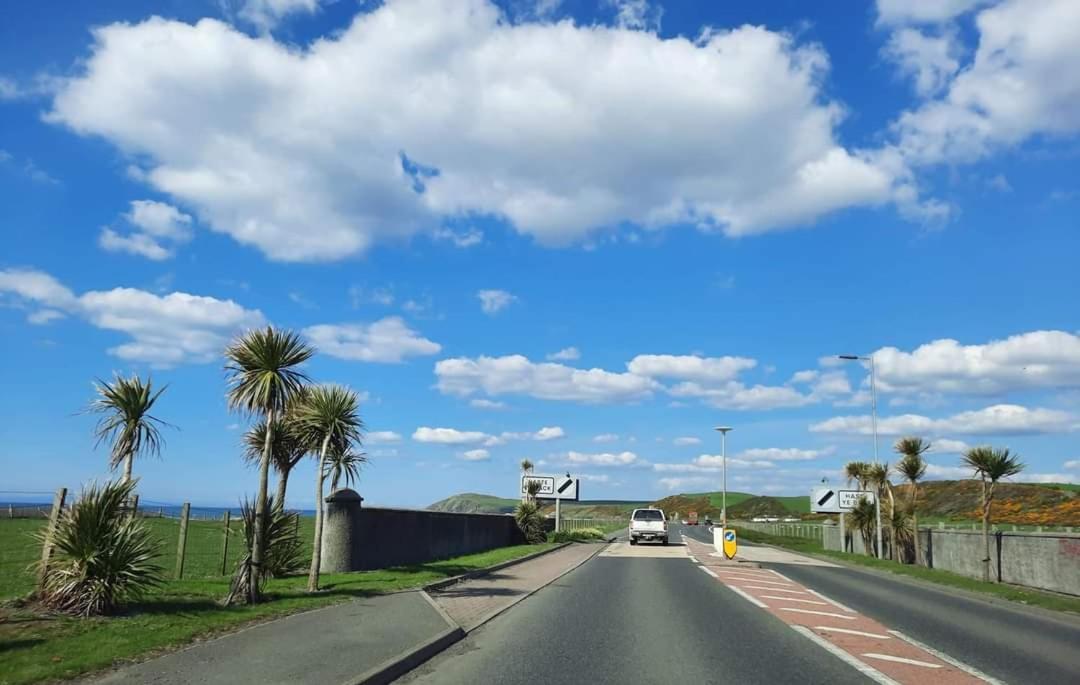 The Sunny Bunny Holiday Home Ballantrae エクステリア 写真